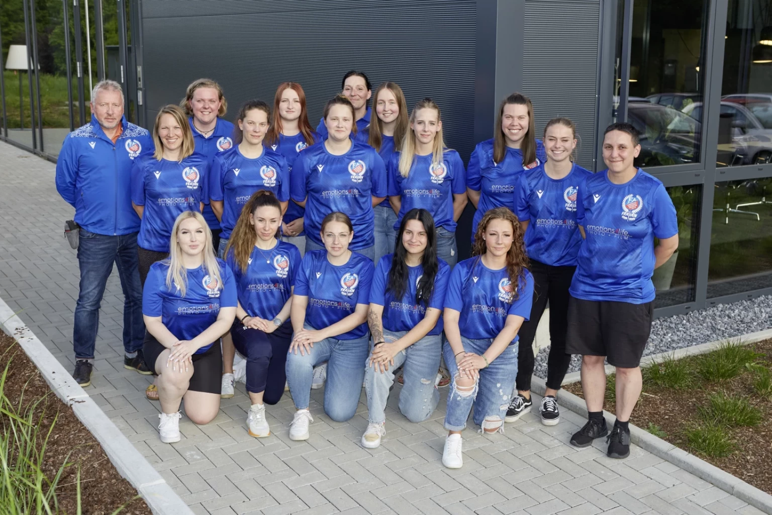 Sponsoring by emotions4life Damenmannschaft