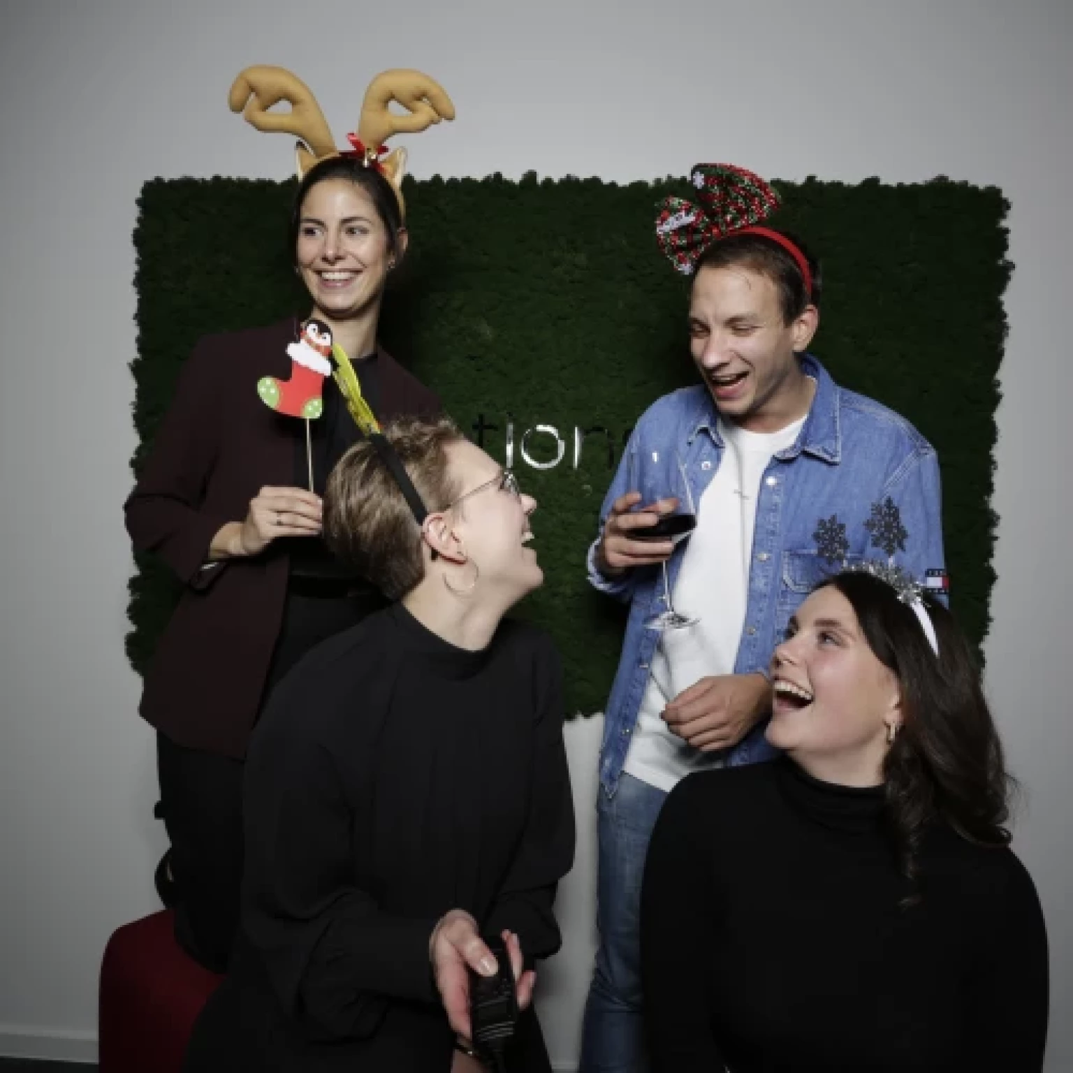 Teaser Mitarbeiter Weihnachtsfeier emotions4life