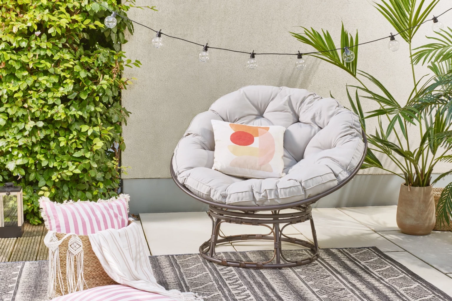 Moon Chair